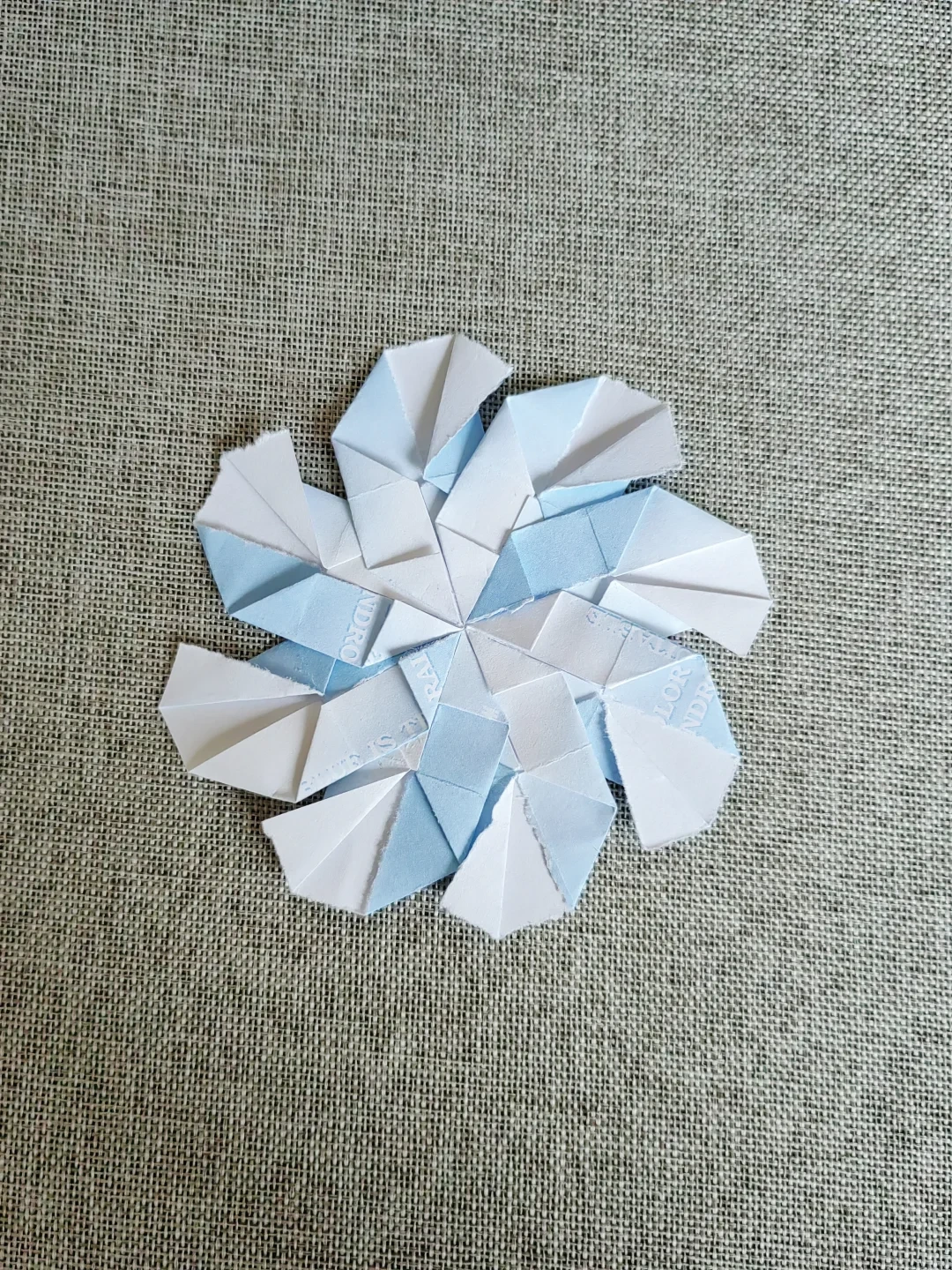 Finished Eight-Unit Pinwheel Flower