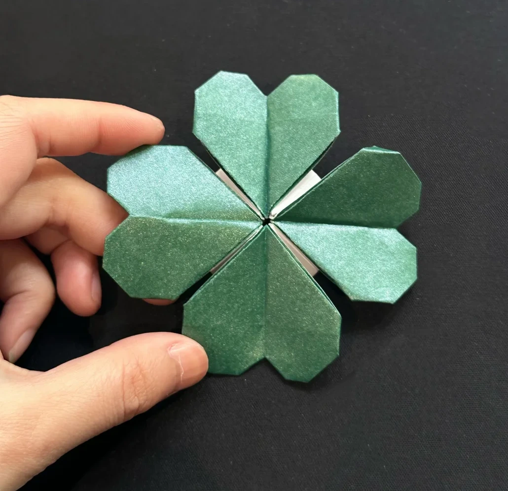 Finished Split-Tip Four-Leaf Clover
